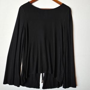 BLQ open back blouse